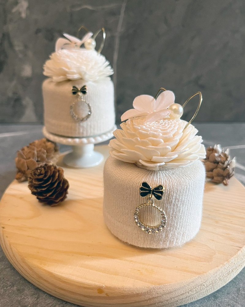 限量款-迷你杯子蛋糕花礼-扩香花-黑领结、钻石星星 - 干燥花/捧花 - 植物．花 咖啡色