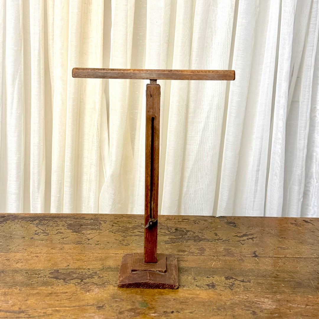 50616-优雅法国古董实木展示架 - 摆饰 - 木头 