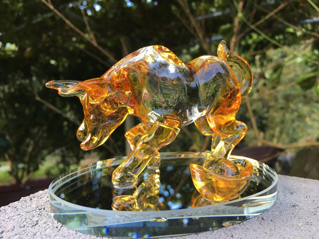 水晶玻璃 琉璃 气势如虹 名片座 牛 - 摆饰 - 琉璃 