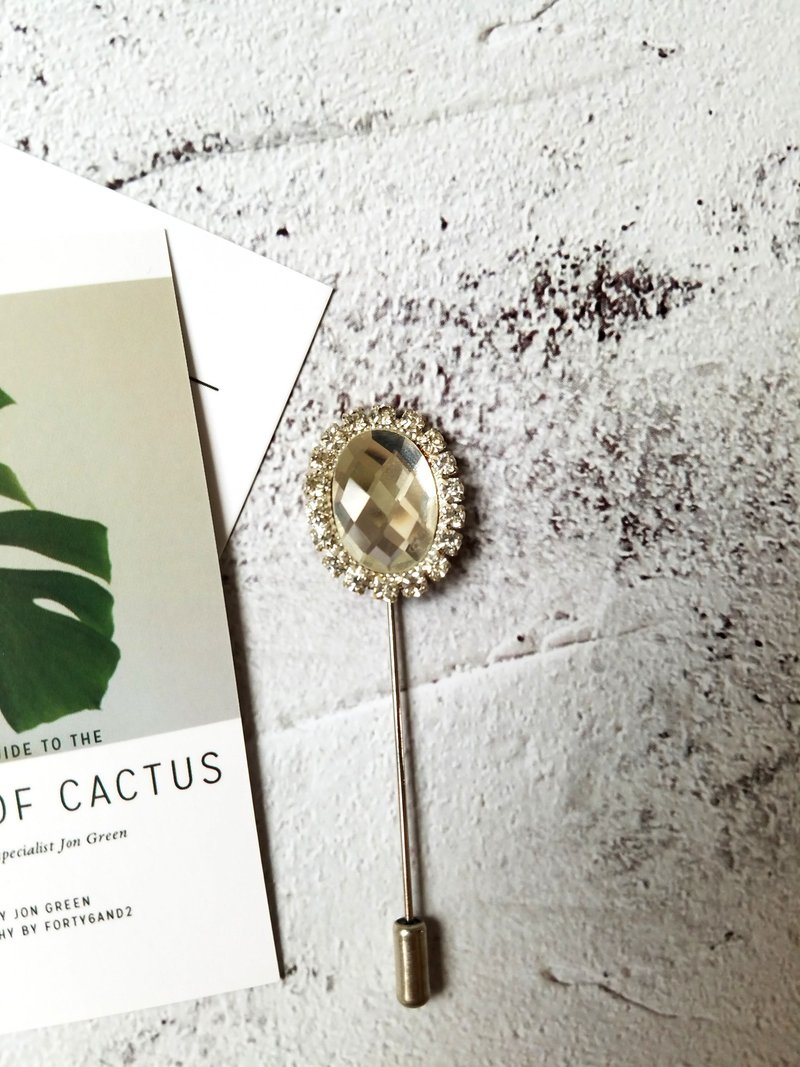 白色钻面切割西装别针一字插针 - 胸针 - 贝壳 白色