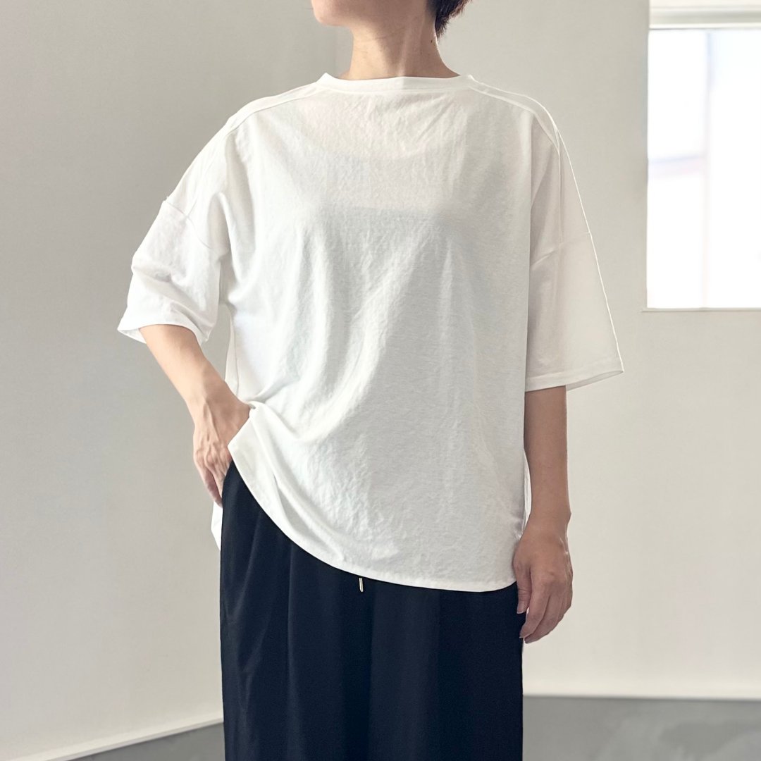 【接触凉感】侧开衩 Oversize 短袖套头衫 5色可选【白色】2025 设计更新 - 女装 T 恤 - 尼龙 白色