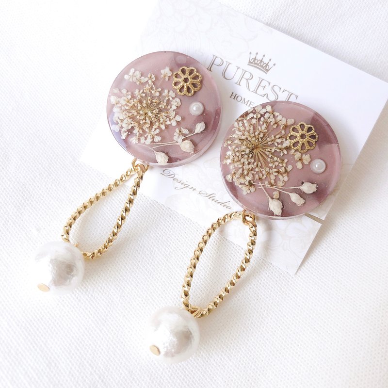 PUREST HOME 邂逅の美 棉珍珠不凋花(可拆式)垂坠耳环/附礼盒 - 耳环/耳夹 - 其他材质 