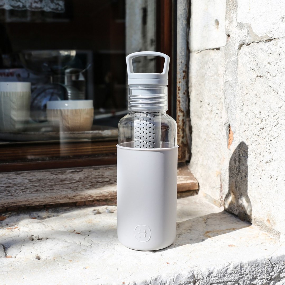 【春夏新品】美国HYDY轻靓水瓶, Estiva系列 | 透明-云灰 590ml - 水瓶/水壶 - 其他材质 灰色