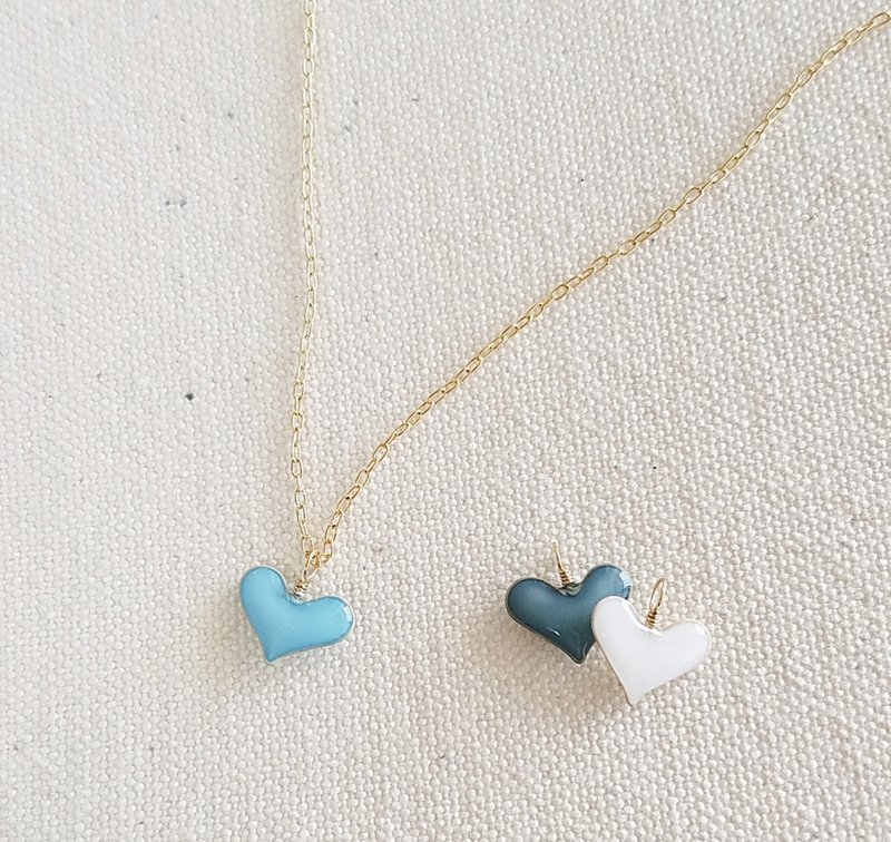 pastel mini heart pendant&necklace blue, blue gray, white - 项链 - 树脂 蓝色