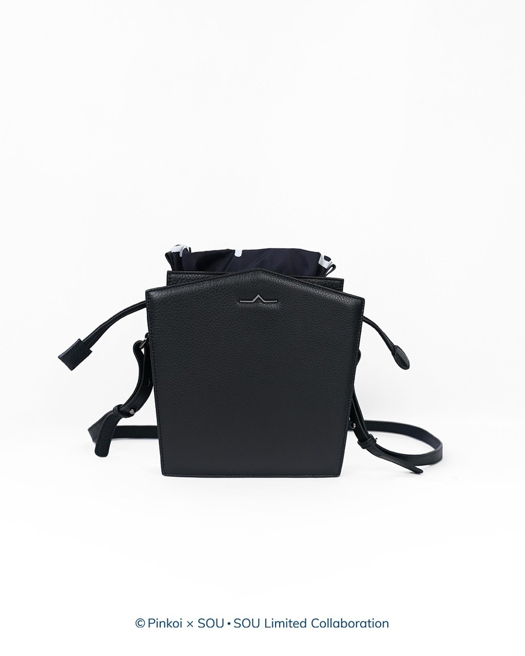 【Pinkoi x SOU・SOU】TAT・屋子斜背包+皮索绳袋组合 - 侧背包/斜挎包 - 真皮 黑色