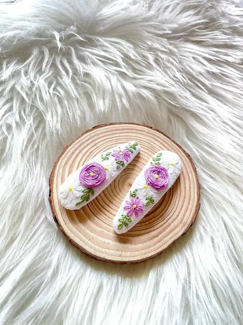 绣花花发夹 2 件套 可爱柔和刺绣发夹 - 发饰 - 棉．麻 紫色