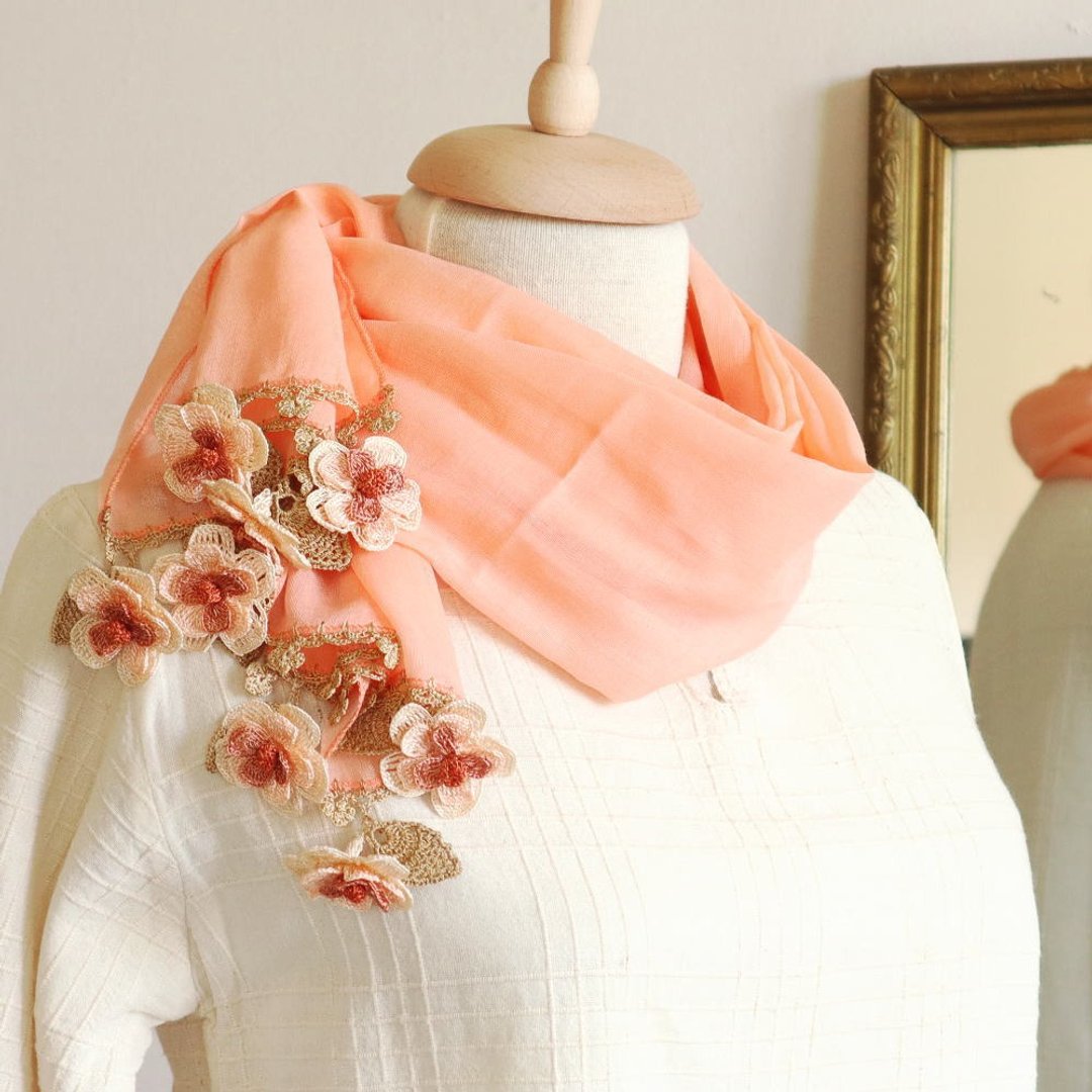 OYA crochet Flower shawl- Margaret- Sunset Orange - 丝巾 - 棉．麻 橘色