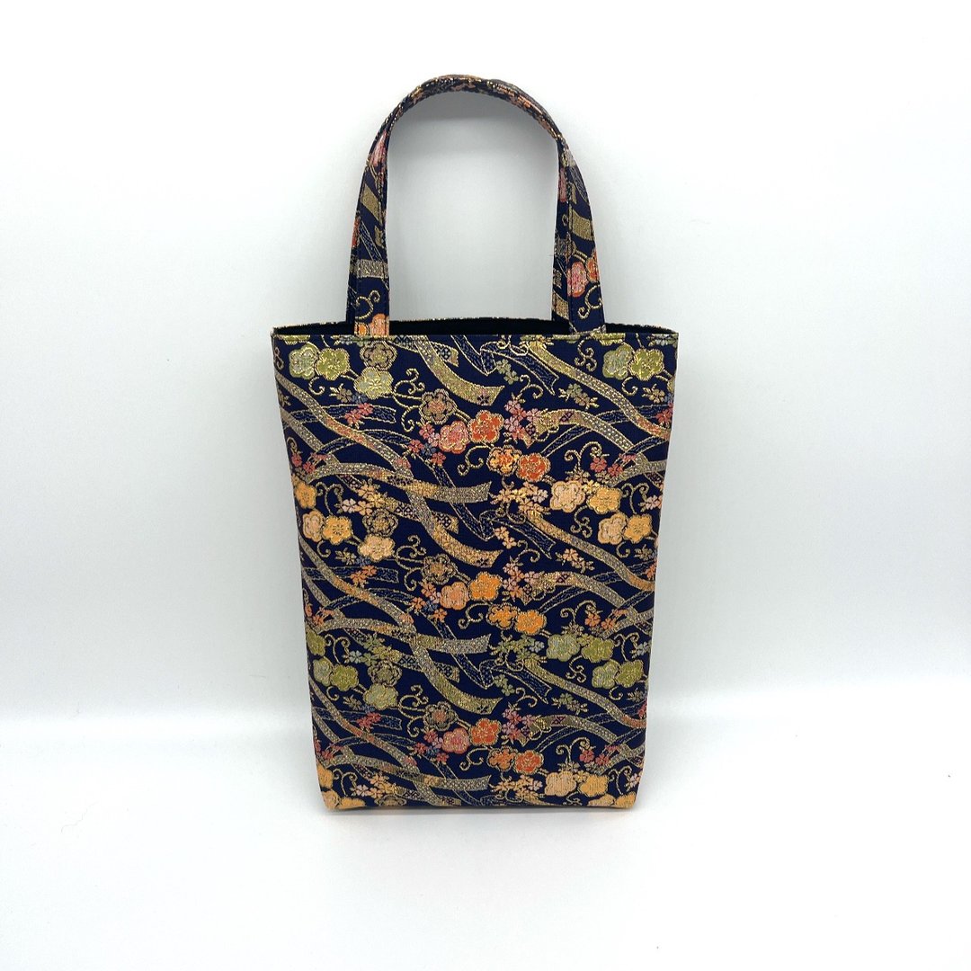Japanese pattern handbag made from Nishijin-ori and brocade fabric - 手提包/手提袋 - 聚酯纤维 紫色