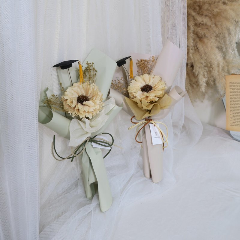 毕业花束 ー 羽毛太阳花花束 | 干燥花束/永生花束/小花束/毕业 - 干燥花/捧花 - 植物．花 多色