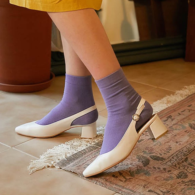 韩国人手制 MACMOC Nana (WHITE) 不到200g超轻高跟鞋 - 高跟鞋 - 人造皮革 