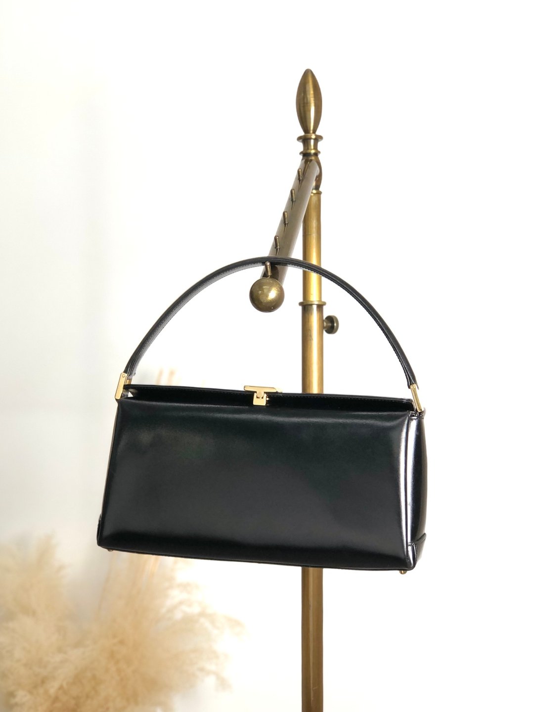 【VintageShop solo 日本直送中古包专卖店】GUCCI 古驰 黑色 G 标志 皮革 化妆包 vintage 古着 y8u5ah - 侧背包/斜挎包 - 真皮 黑色