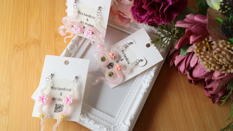 灵蛇耳环~粉红色 - 耳环/耳夹 - 树脂 粉红色