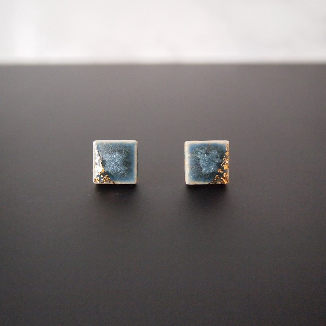 Square Mino ware blue gray (Haku) Clip-On - 耳环/耳夹 - 瓷 蓝色