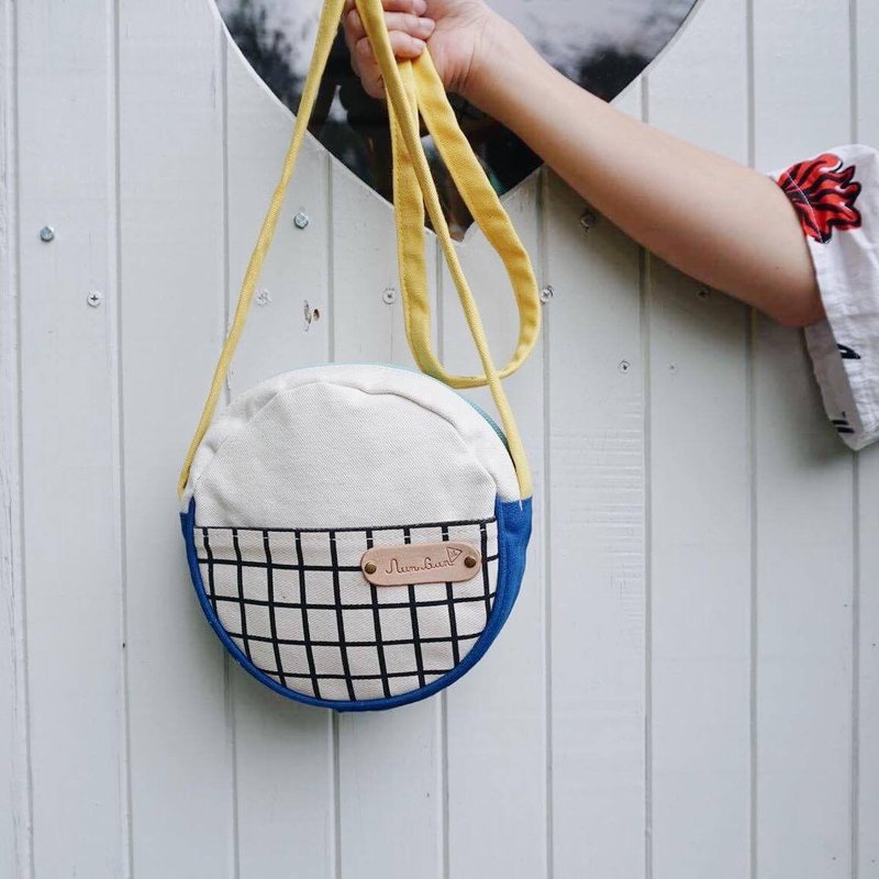 mini crossbody circle bag small size grid pattern,white yellow and blue colour - 侧背包/斜挎包 - 其他材质 多色