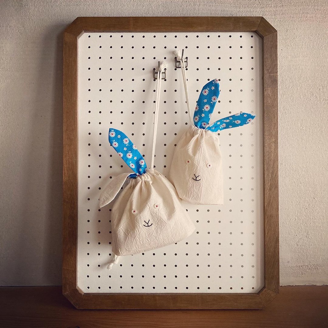 Retro flower rabbit drawstring 2 piece set - 化妆包/杂物包 - 棉 白色