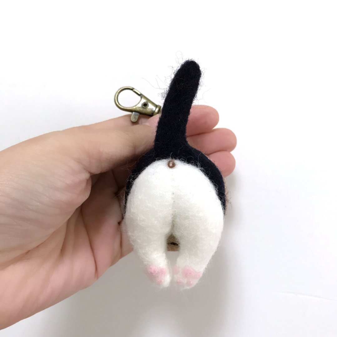 肥烤鸡屁股_奔驰猫_皮革羊毛毡钥匙圈_免费钢印10个英文字母 - 钥匙链/钥匙包 - 羊毛 黑色