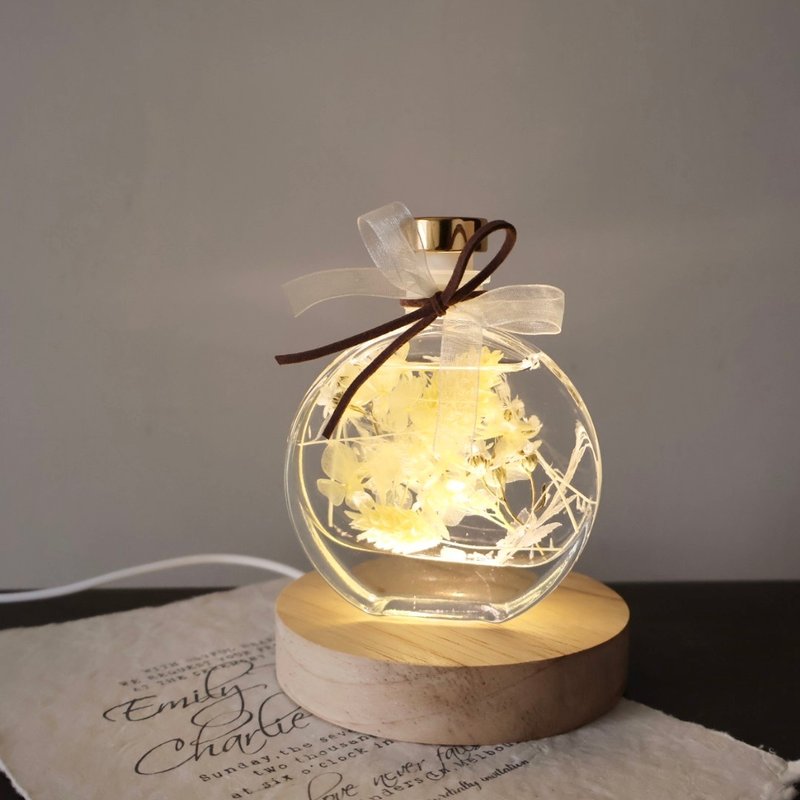 奶黄色永生花浮游花夜灯 毕业 生日 情人节周年礼物 - 灯具/灯饰 - 植物．花 多色