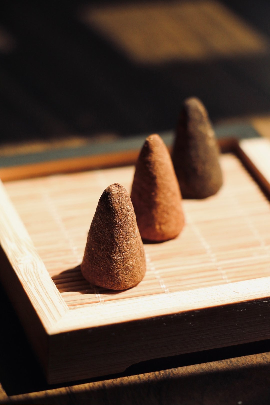 倒流塔香 | 纯手工制 | 净化冥想驱蚊 (香茅X艾草) - 香薰/精油/线香 - 植物．花 咖啡色