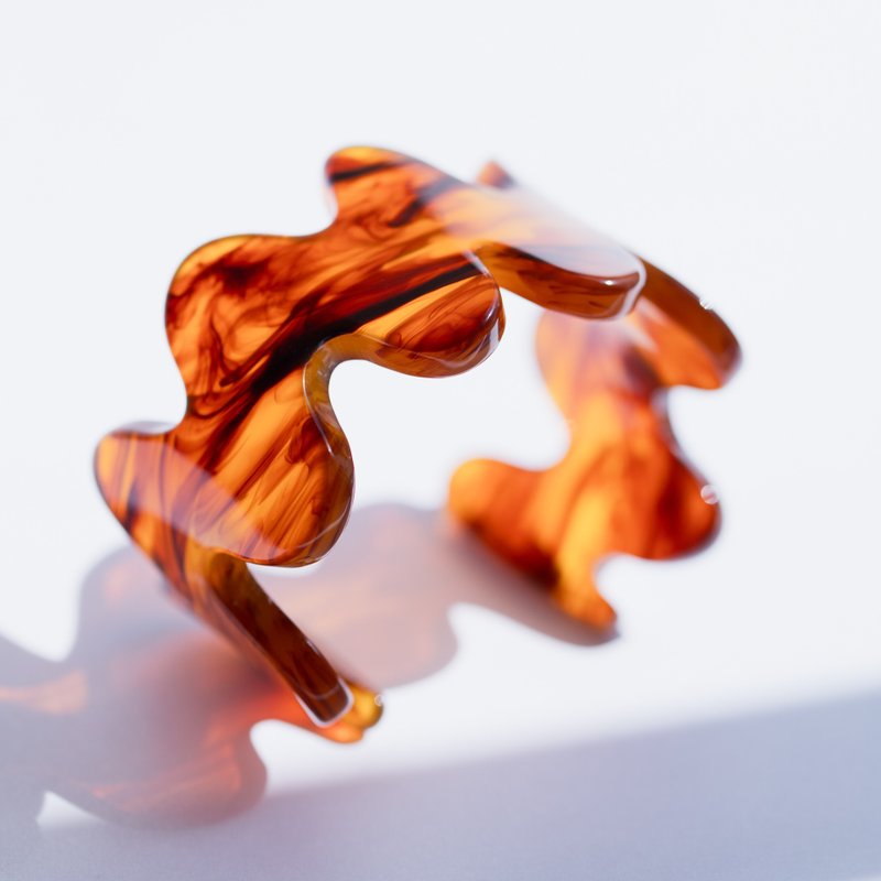 FLOW 手镯 玳瑁色 - 手链/手环 - 压克力 咖啡色