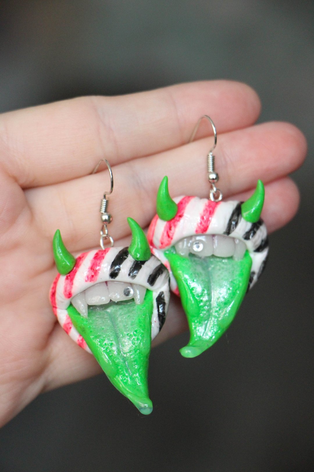Crazy Earrings Fun Earrings - 耳环/耳夹 - 粘土 多色