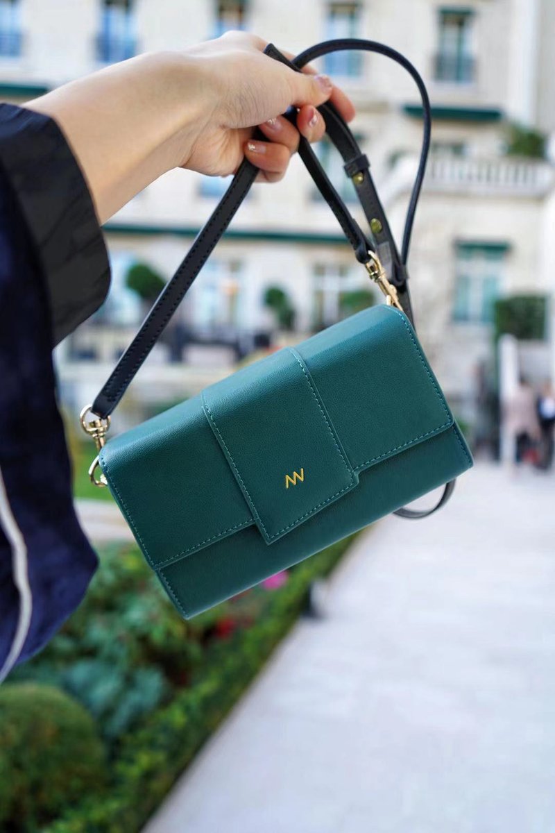 AVA 真皮小方包 - 墨绿色 - 侧背包/斜挎包 - 真皮 绿色