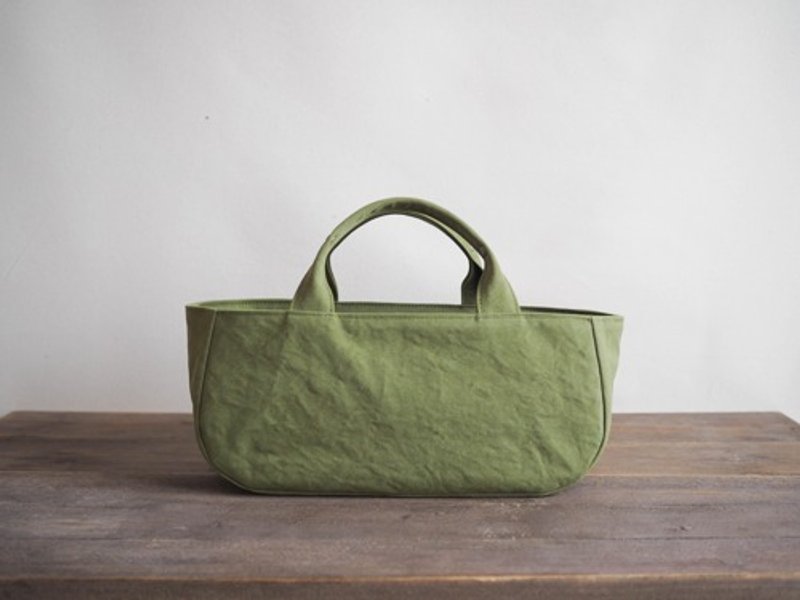 Made-to-order [ARMY DUCK] Round tote with lid Yokonaga Light Olive - 手提包/手提袋 - 棉．麻 绿色