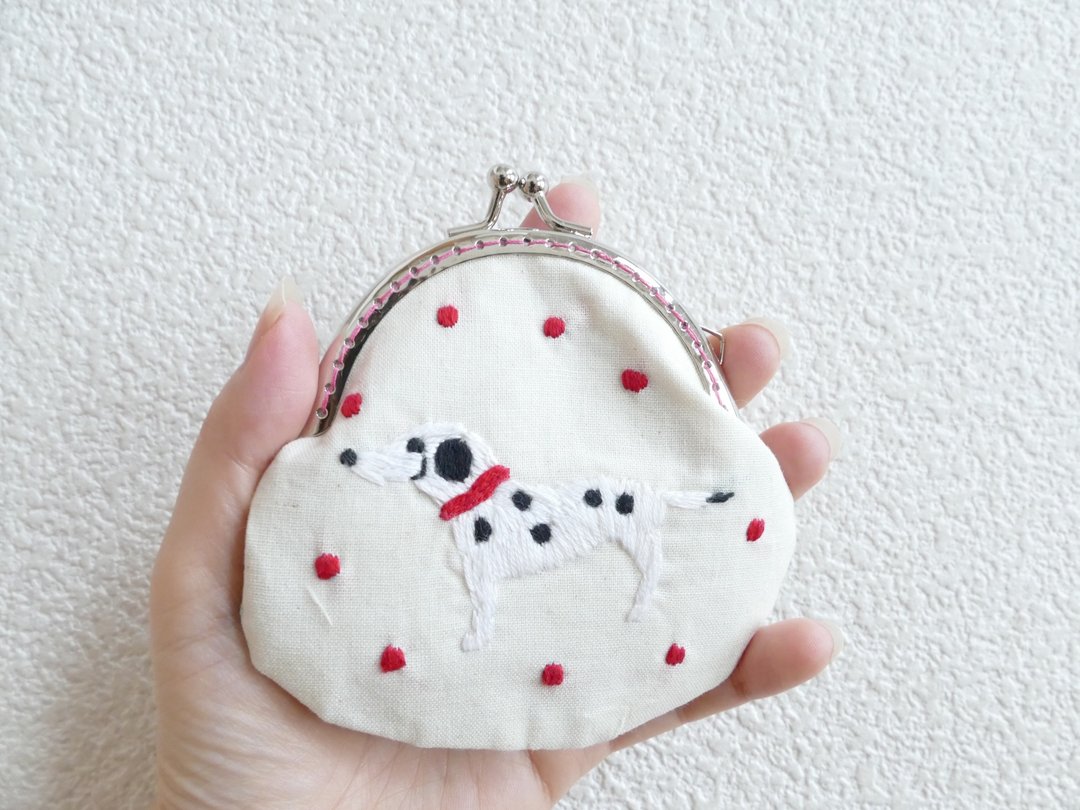 Embroidery mini sprinkle Dalmatian White Mizutamama X pink gold with tassel - 零钱包 - 棉 白色