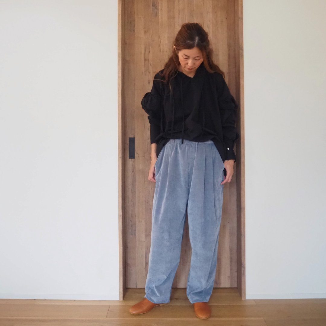 打褶袖口纯棉衬衫 / Black - 女装衬衫 - 棉．麻 黑色