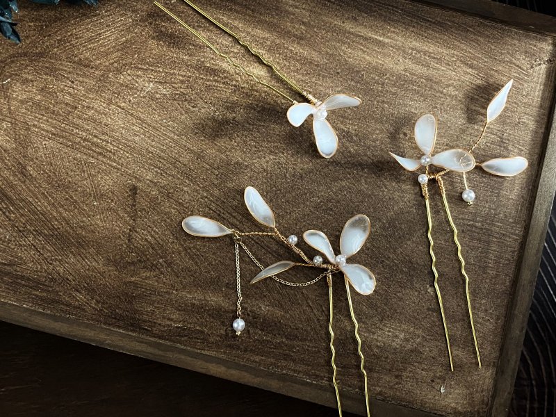 气质飘飘 水晶花小发叉三件组 - 发饰 - 树脂 白色