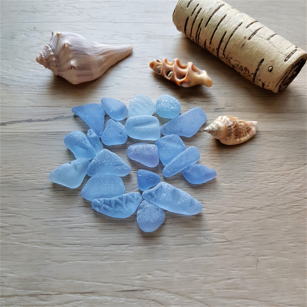 Cornflower blue sea glass. Set of 20 small sea glass pieces P145 - 其他 - 玻璃 蓝色