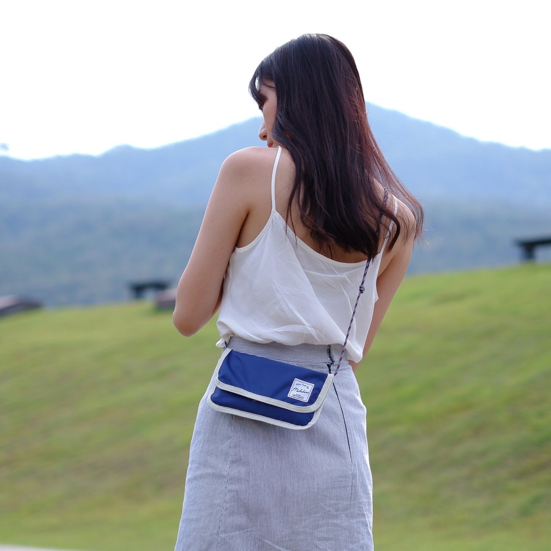 Petite cross body  bag / Blue - 手拿包 - 尼龙 多色