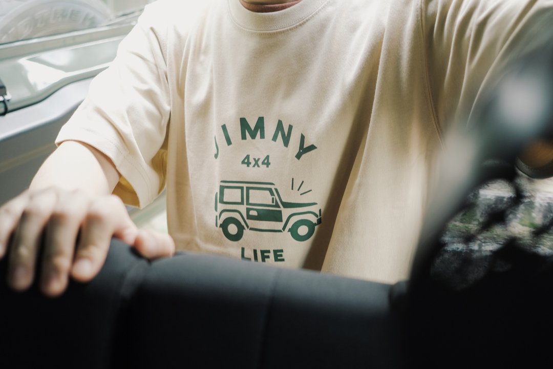 JIMNY 240G重磅 寛松 中性 插画T恤 - 中性连帽卫衣/T 恤 - 其他人造纤维 