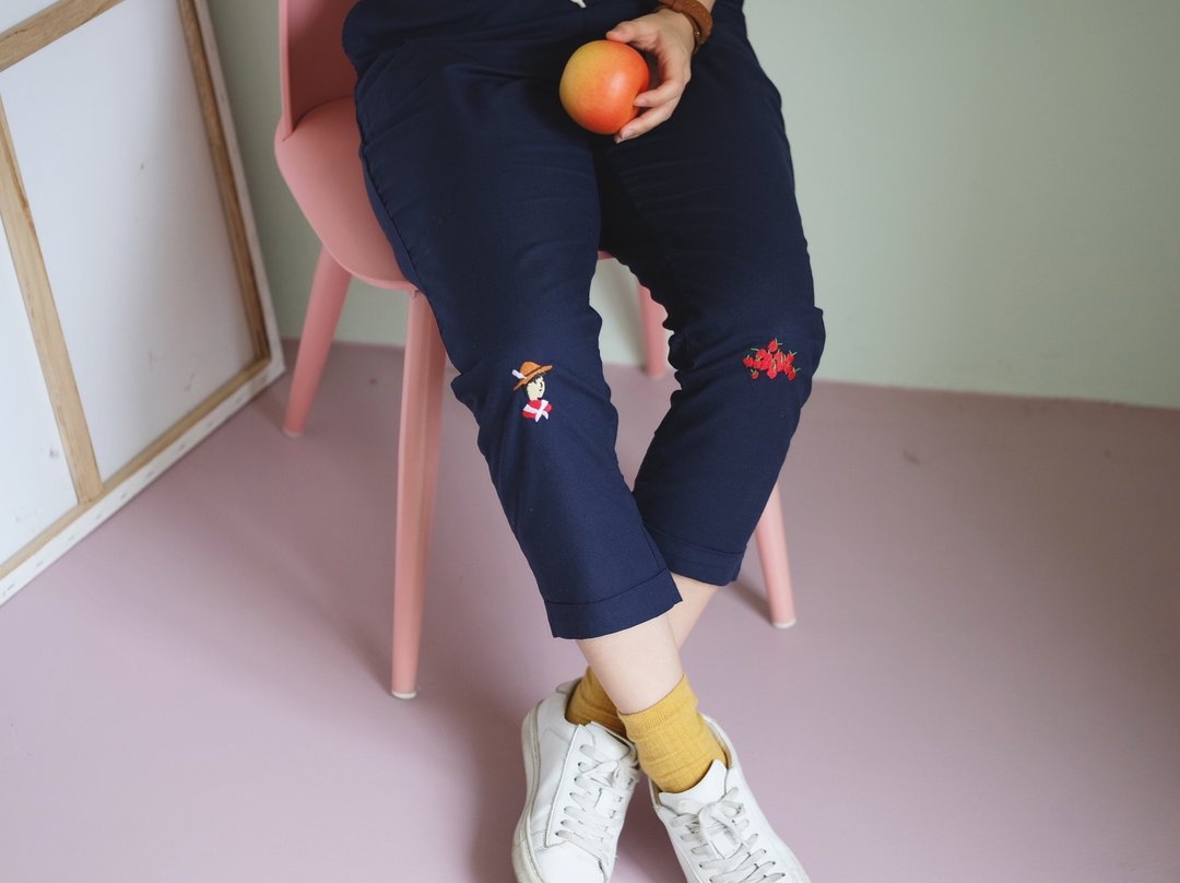 Apple-farmer Pants : Blue - 女装长裤 - 其他材质 蓝色