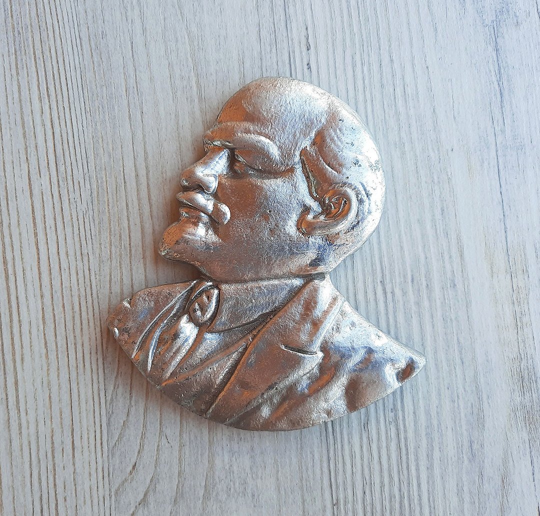 Lenin bas - relief wall hanging - Russian socialist revolution leader souvenir - 墙贴/壁贴 - 铝合金 银色