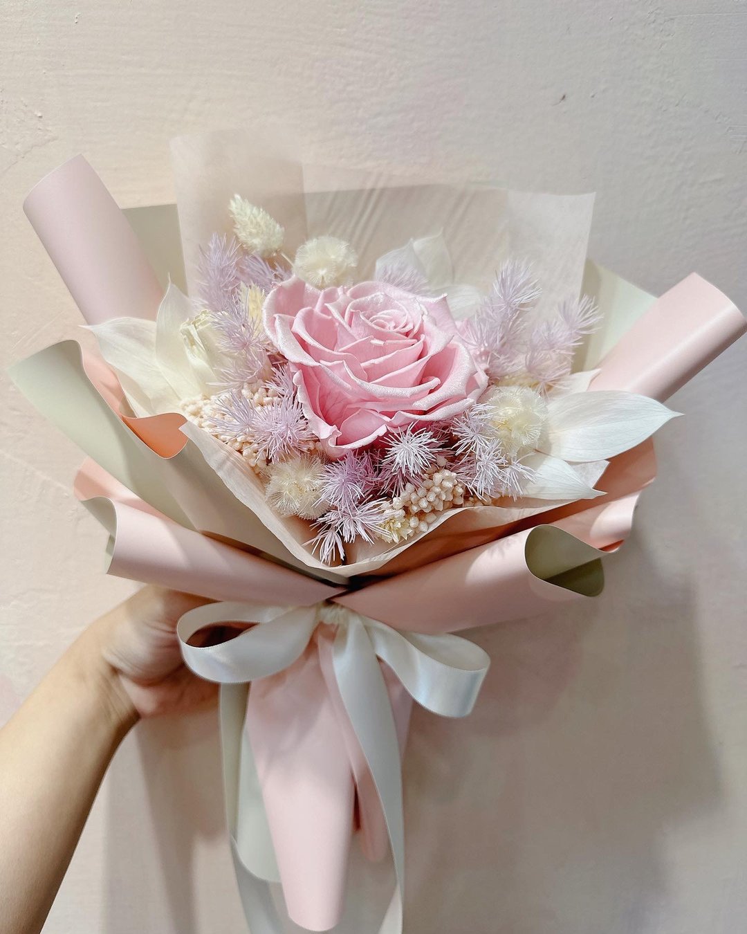丝绒婴儿粉永生玫瑰情人花束 附卡片 提袋 - 干燥花/捧花 - 植物．花 粉红色
