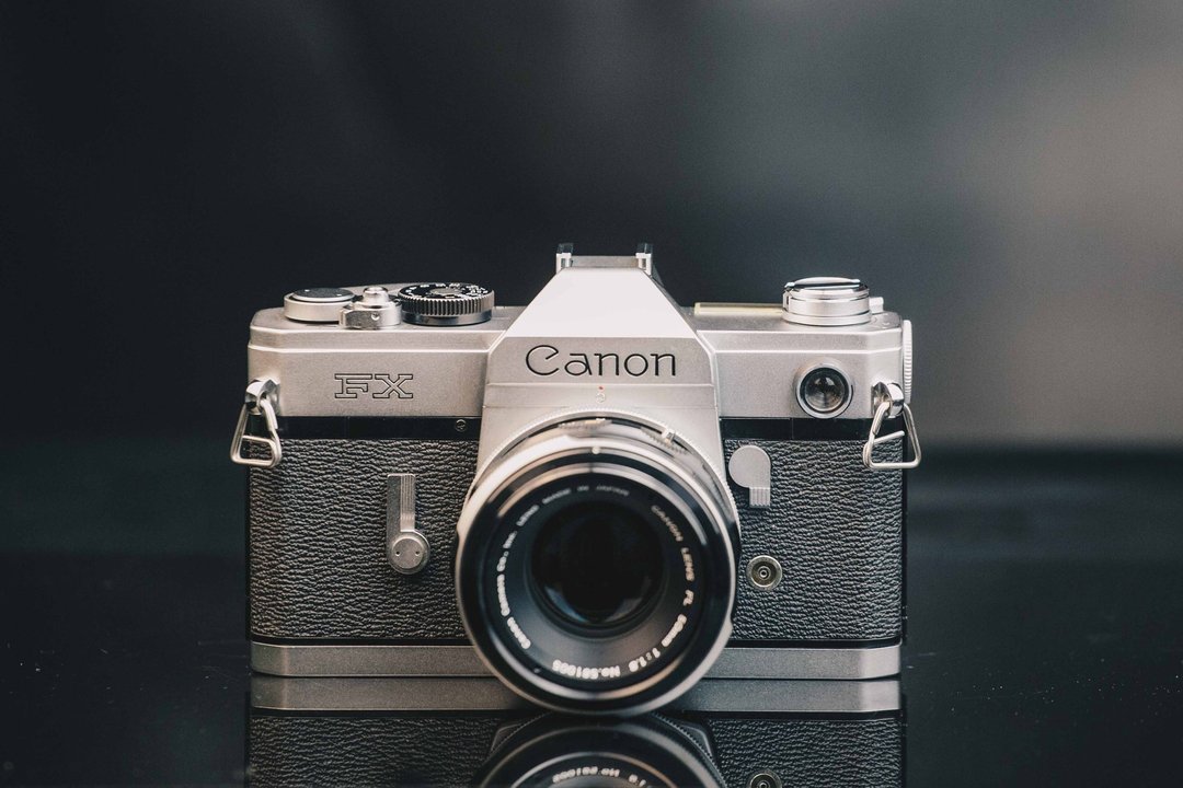 Canon FX+FL 50mm f1.8 #135底片相机 - 相机 - 其他金属 黑色