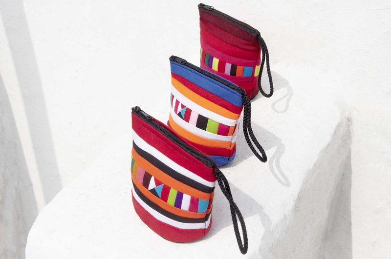 母亲节礼物 生日礼物 圣诞礼物 创意礼物 交换礼物 设计感手工棉布零钱包 / 收纳包 / 小包 / 杂物包 / 耳机收纳袋 - 彩虹色拼布 蓝色天空 夕阳海边 - 零钱包 - 棉．麻 多色