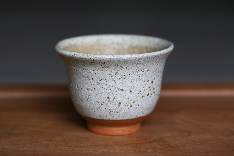 【 灰釉 】 微虫蛀 白里带蓝 点心杯 汤杯 二 - 其他杯子 - 陶 