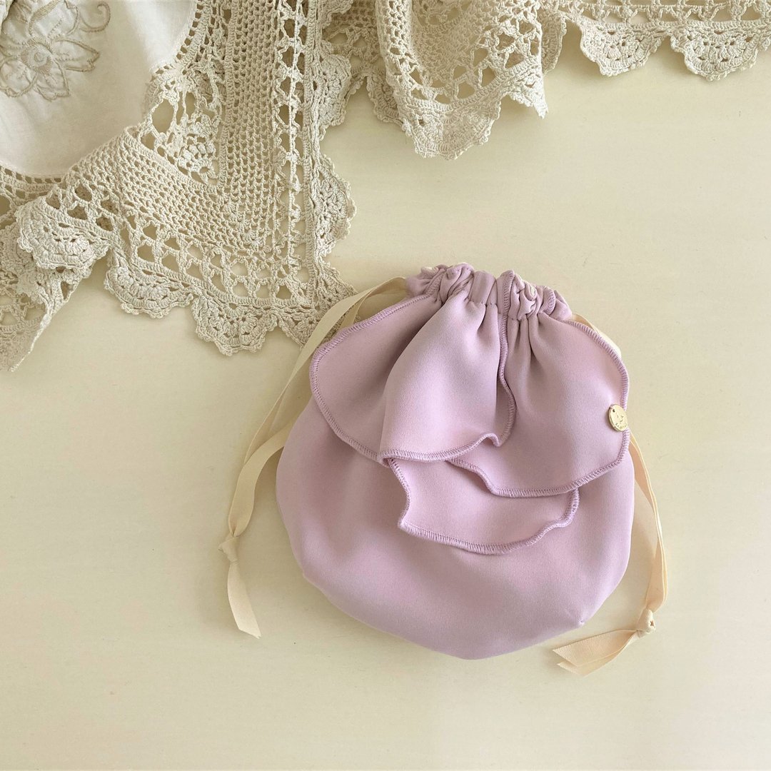 Powdery Double Cloth Petal Drawstring Pouch Lavender - 化妆包/杂物包 - 其他材质 紫色