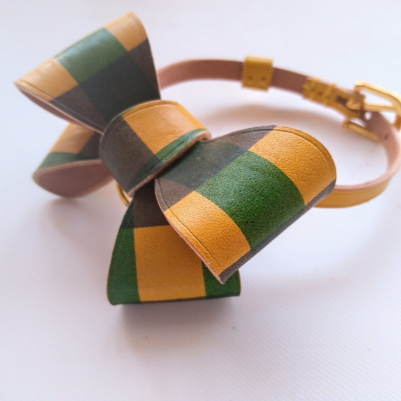 Limited price for 3 people-Dogs that light up the world series-Bow tie necklace - 订制抱枕/饰品 - 真皮 黄色