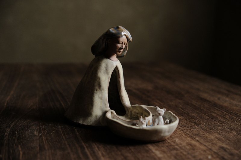 即使一阵风吹过・尚未熄灭的火・守灯的人・烛台・圣木座・摆件3 - 蜡烛/烛台 - 陶 多色