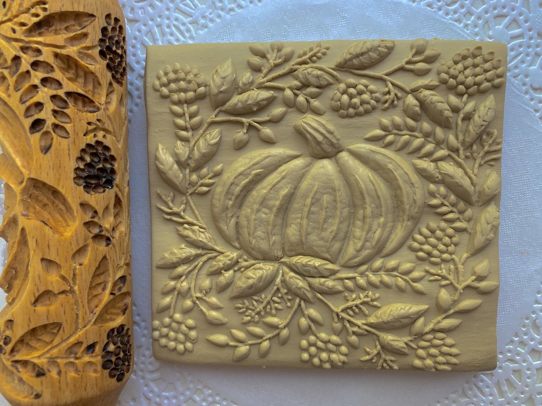 Embossed Rolling Pin, Engraved Rolling Pin, With Pumpkin - 美食 - 木头 咖啡色