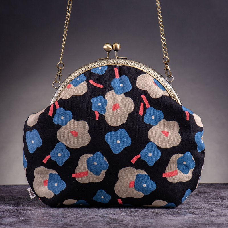 【碎纸般的花朵】复古金属口金包-大款 #随身包#可爱#花朵 - 侧背包/斜挎包 - 棉．麻 黑色