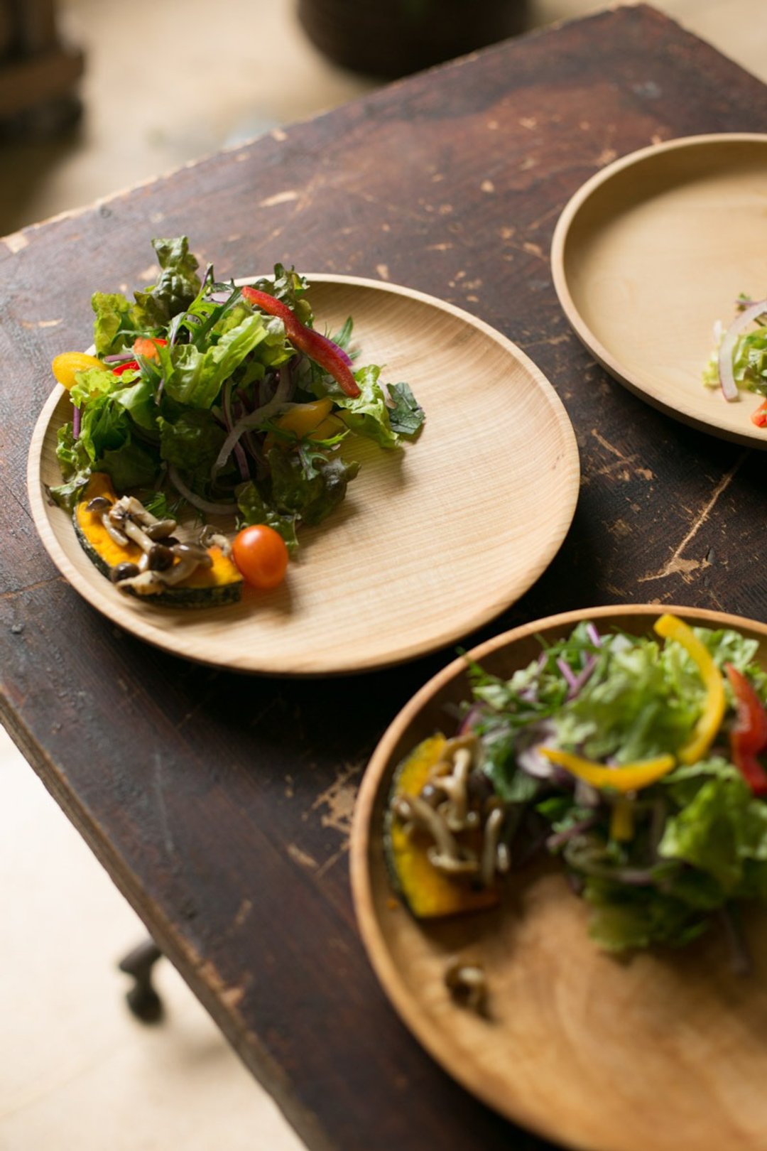 Wooden plate plate to enjoy breakfast time 24cm Tochigi - 盘子/餐盘/盘架 - 木头 咖啡色