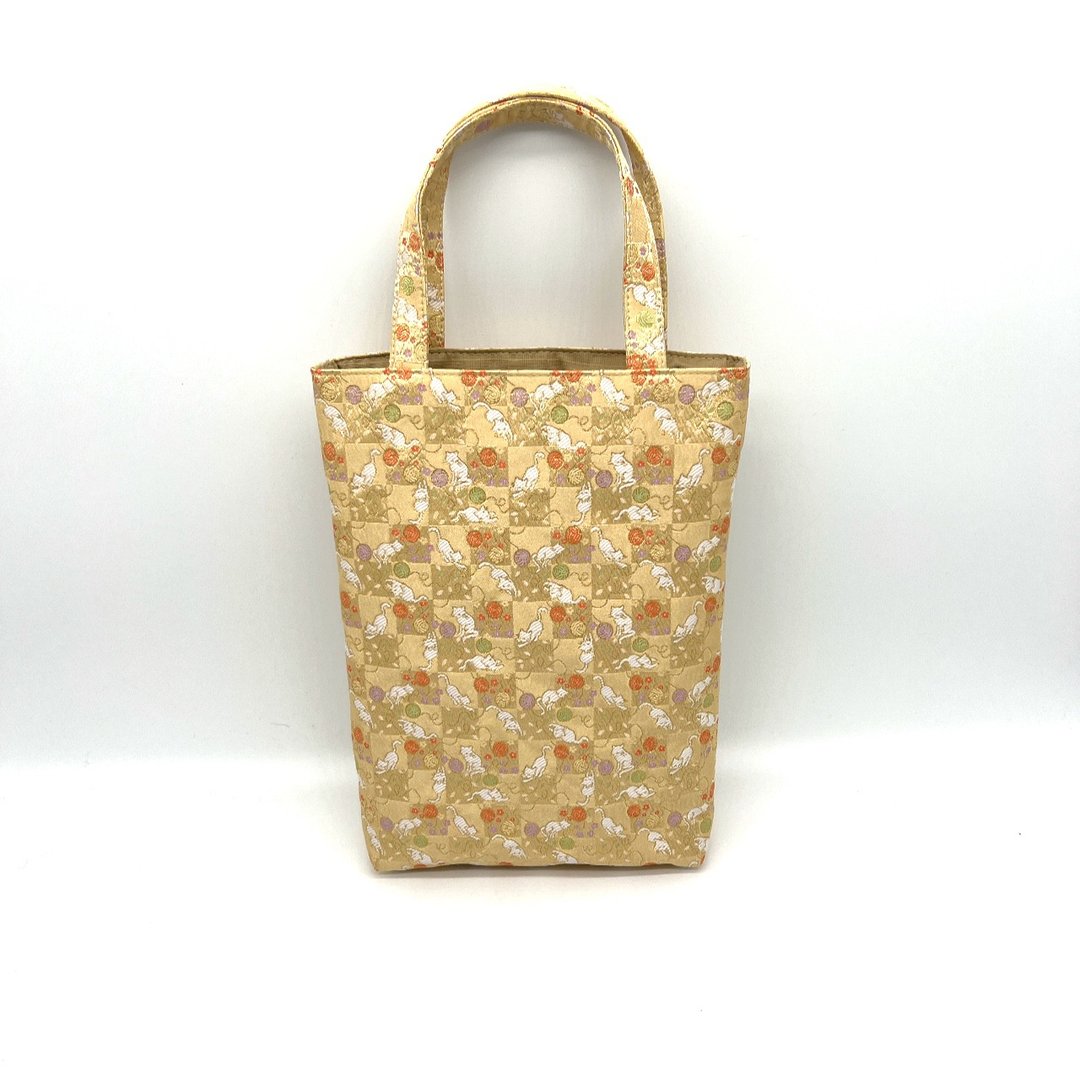 Japanese pattern handbag made from Nishijin-ori and brocade fabric - 手提包/手提袋 - 聚酯纤维 卡其色
