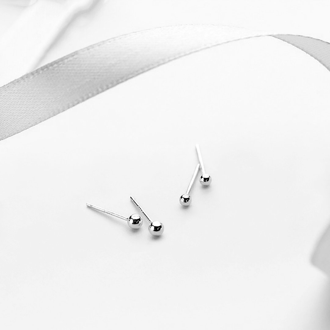 耳环 圆珠 现货特刊 银 Silver925 Frankness Jewelry - 耳环/耳夹 - 纯银 银色