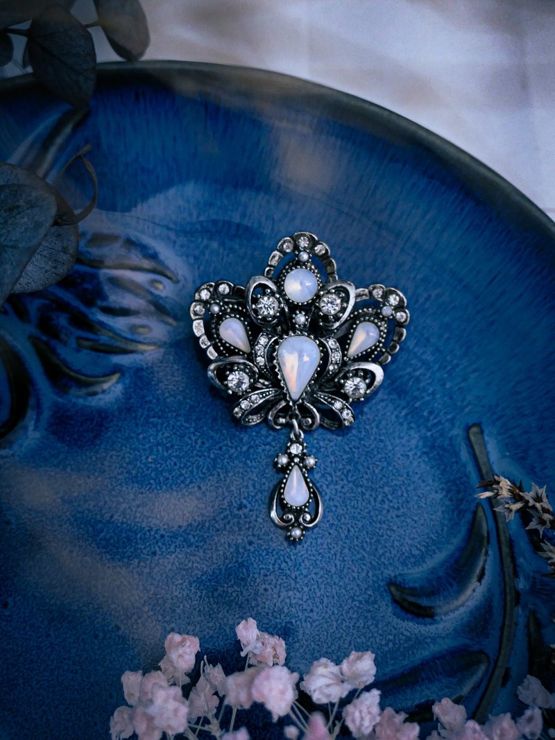 ART 月光银翅 新艺术复兴风胸针—美国古董首饰 Vintage Jewelry - 胸针 - 其他金属 银色
