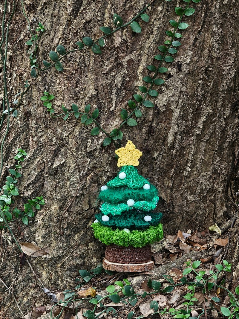 手工编织五层毛线圣诞树 - 绿 - 摆饰 - 棉．麻 绿色