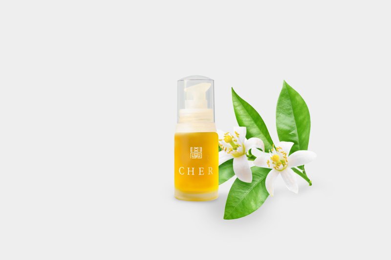 CHER 净白金萃油【脸部畅销商品】 - 精华液/安瓶 - 玻璃 透明