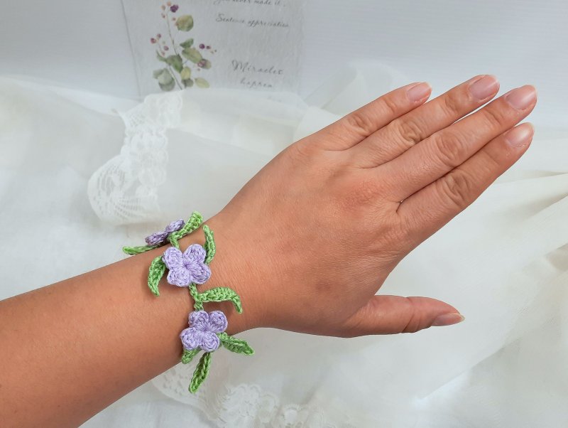 手工编织 绣球花手链。紫阳花/绣线编织/手环 - 手链/手环 - 棉．麻 多色